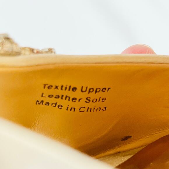 Badgley Mischka Wedding Stiletto Heels 7 Ivory Gold Rhinestones Bridal Used - Picture 13 of 13